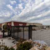 Chiuso quattro anni fa � stato recentemente concesso dal Comune a una societ� la quale realizzer� al suo interno un bar-ristorante dotato di terrazza esterna, zona solarium con accesso al mare e un vasto giardino
